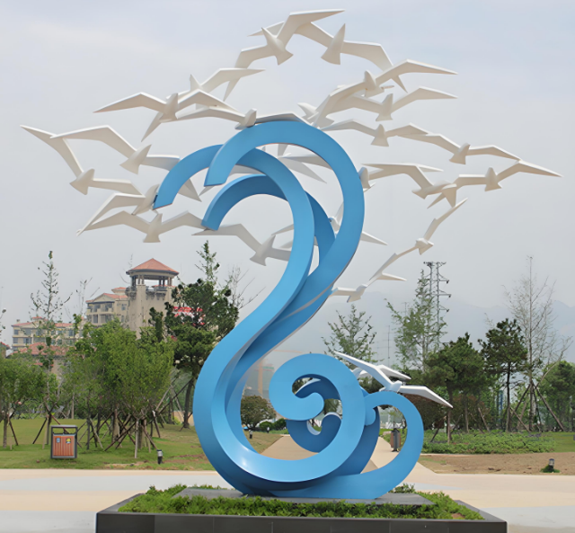 現(xiàn)代城市公共不銹鋼海鷗雕塑藝術(shù)的立體詩(shī)篇